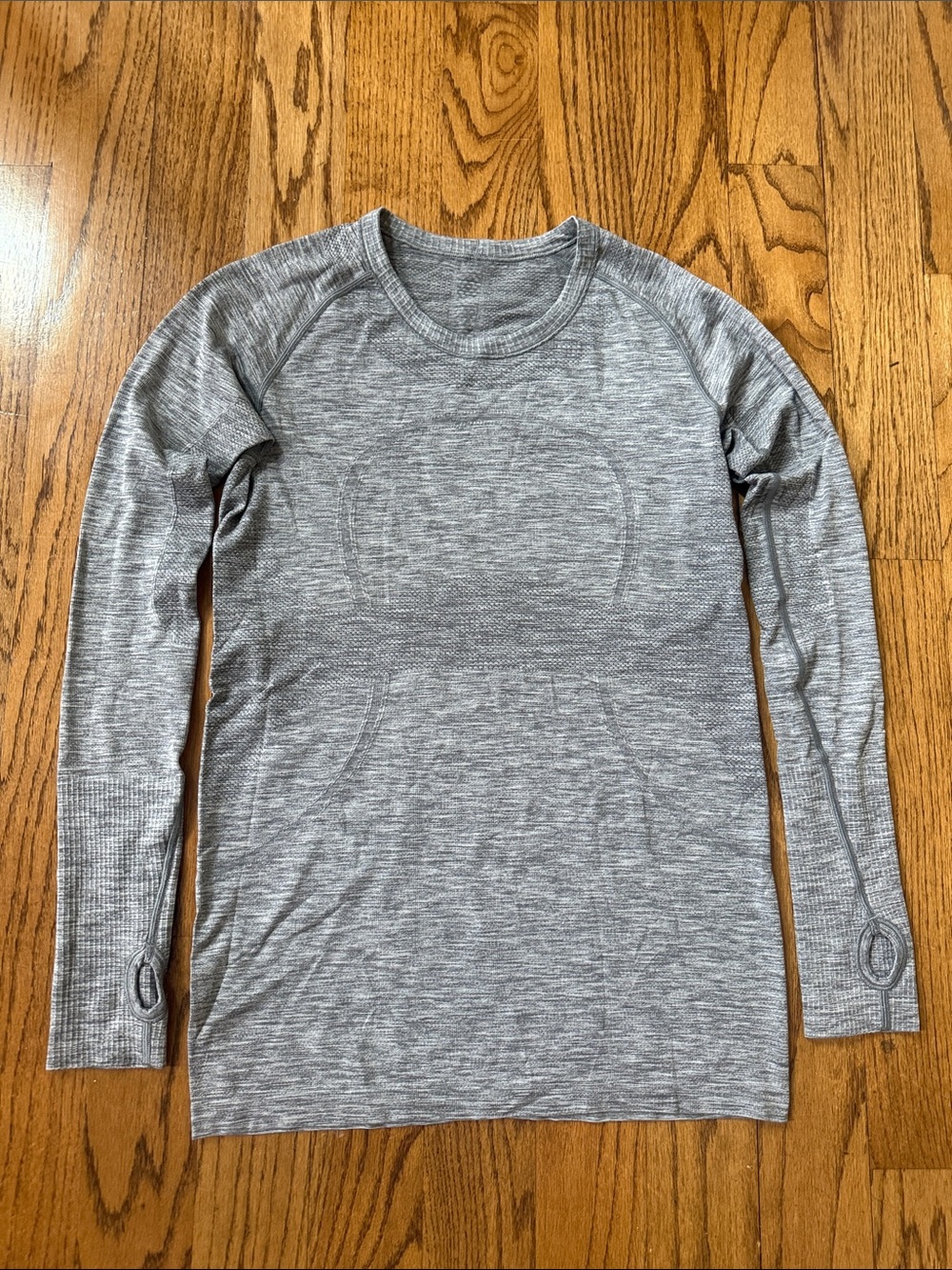lululemon athletica Heather Gray Long Sleeve Seamless Top